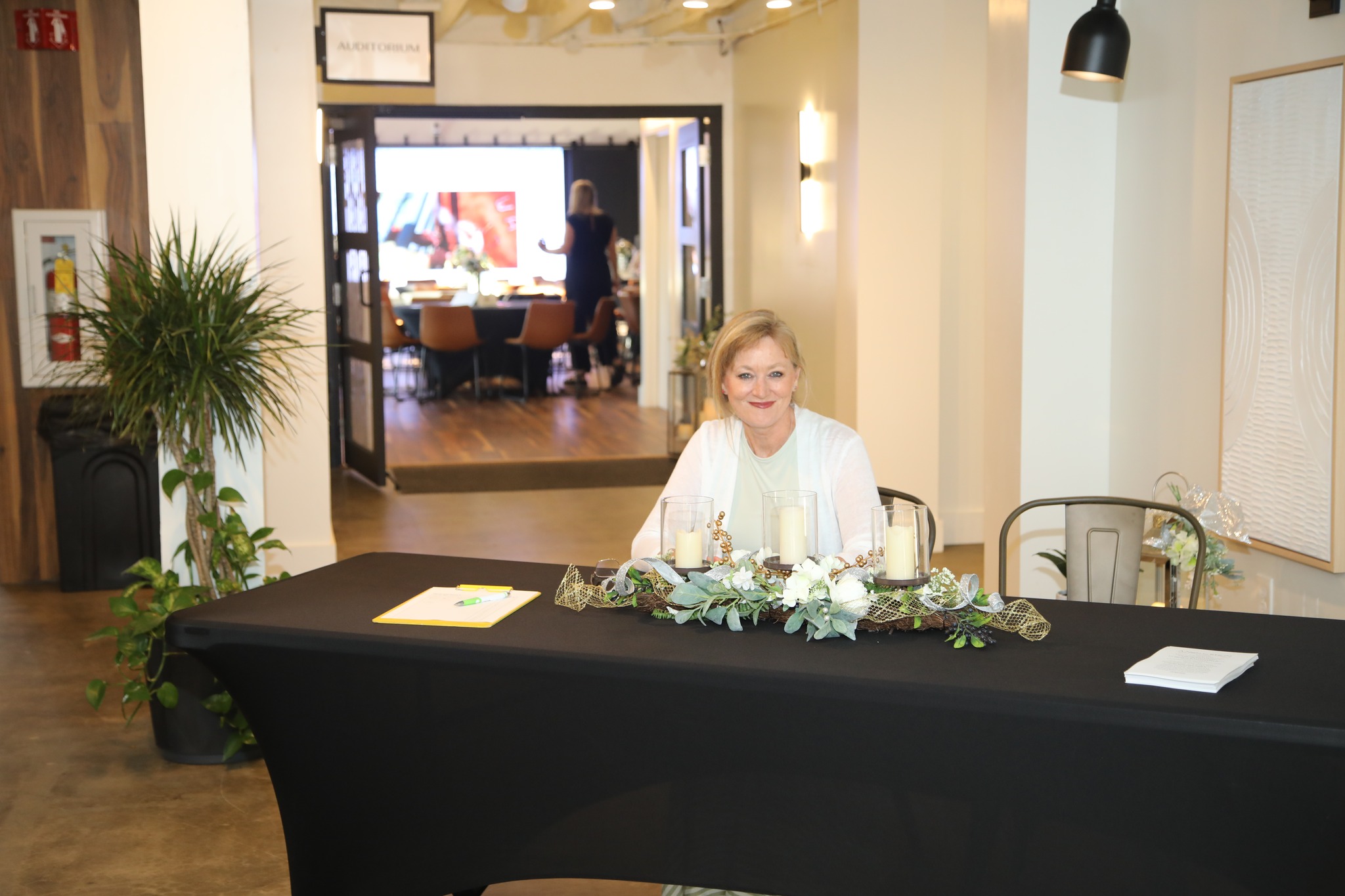 REIGN volunteer team